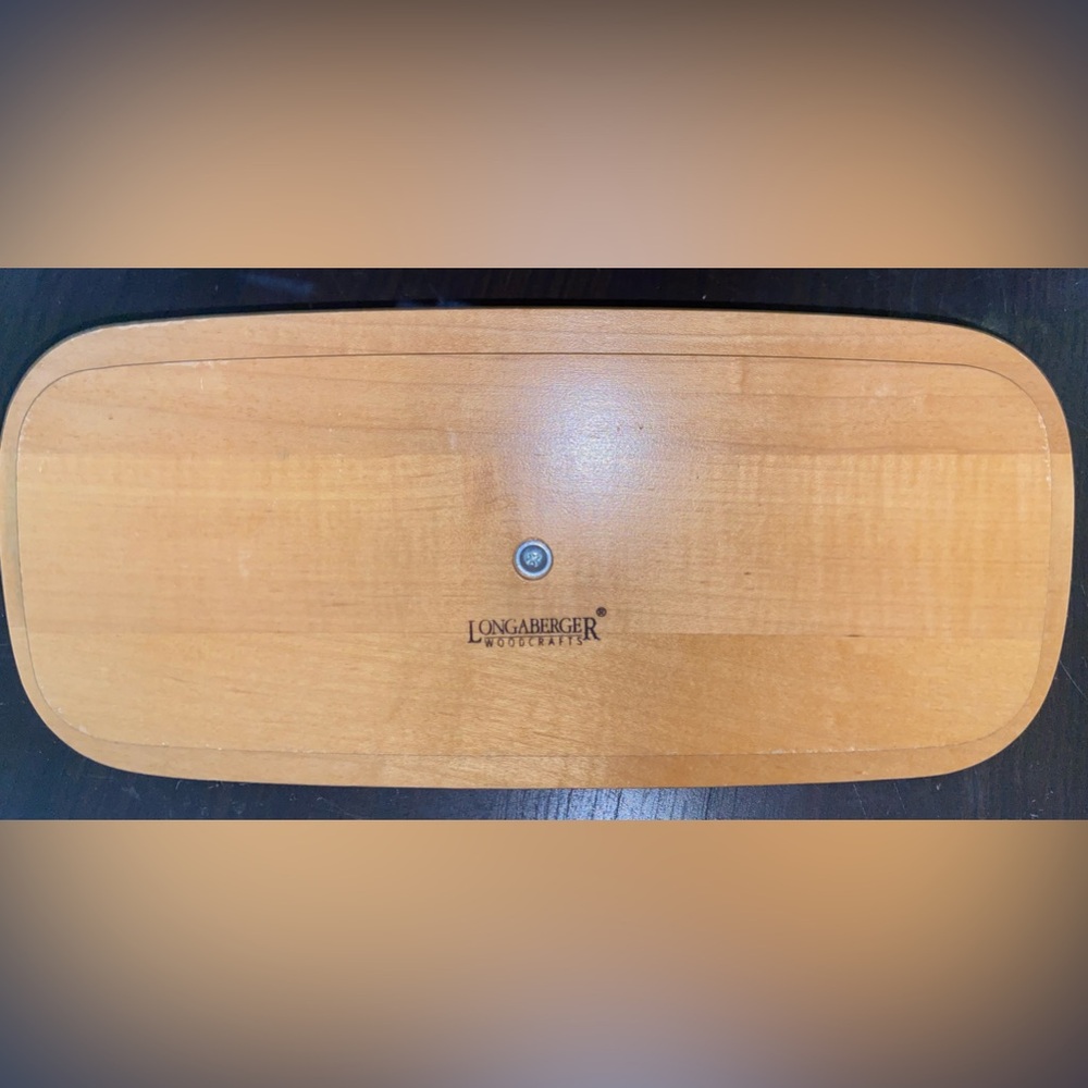 Longaberger Woodcrafts rectangular lid w/round edges and square wood handle-EUC - Picture 2 of 2